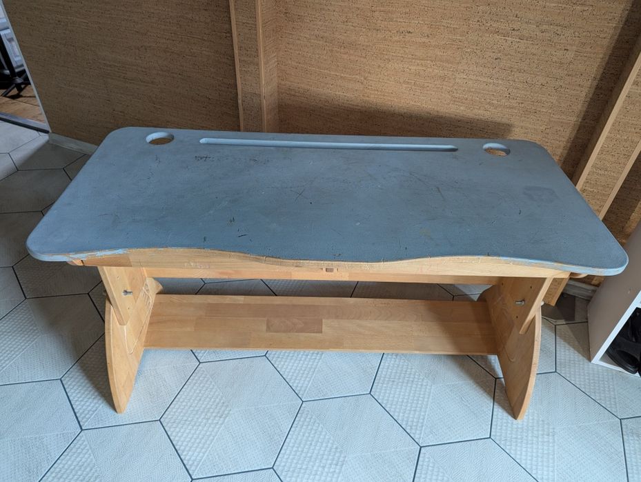 Парта/стол письменный из натурального дерева