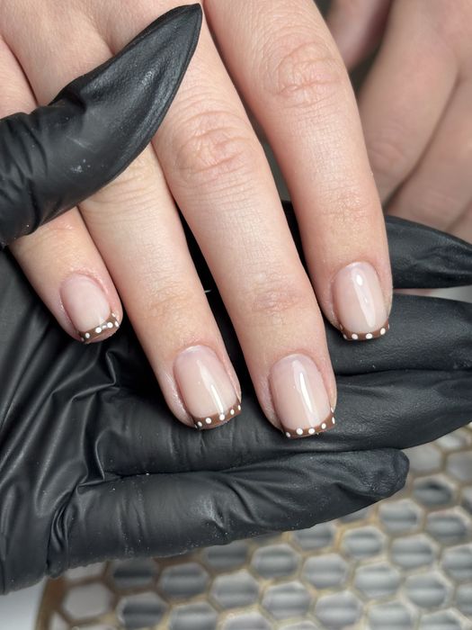 Paznokcie koszalin manicure przedłużanie Salon brwi piercing pedicure rzęsy