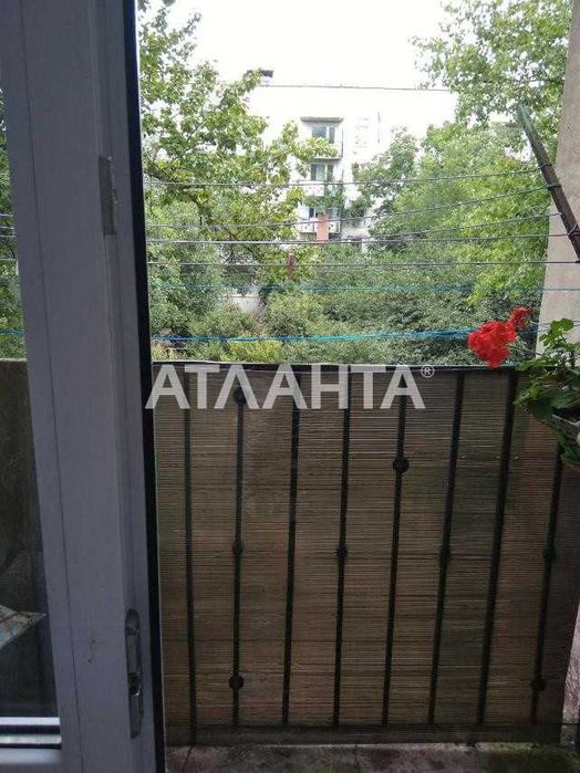 3комн.квартира в с.Петровка (станция Буялык). +Капитальный гараж.