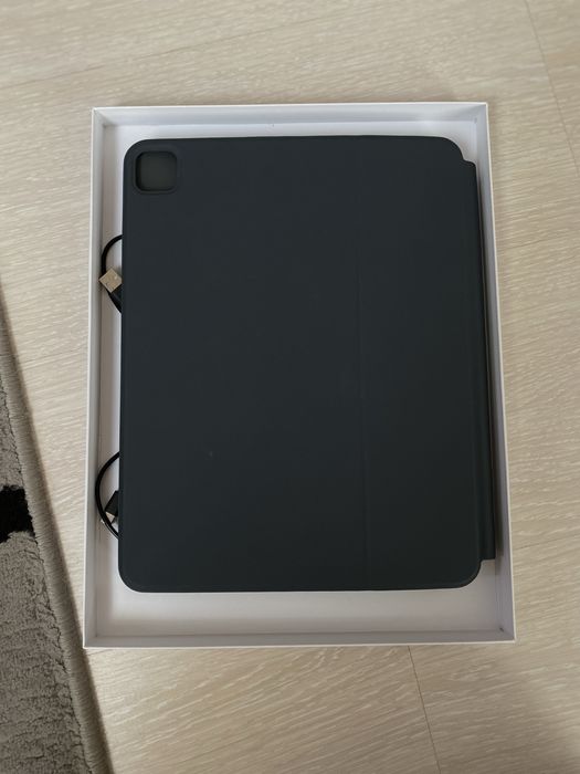 Чохол з клавіатурою на айпад Pro11 та Air 10.9