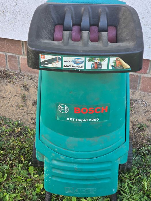 Rozdrabniacz do gałęzi BOSCH AXT Rapid 2200