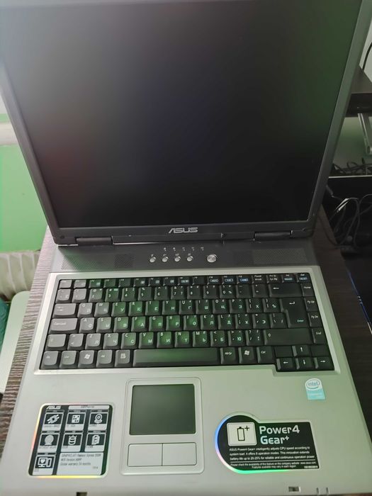 Продам Asus на запчастини