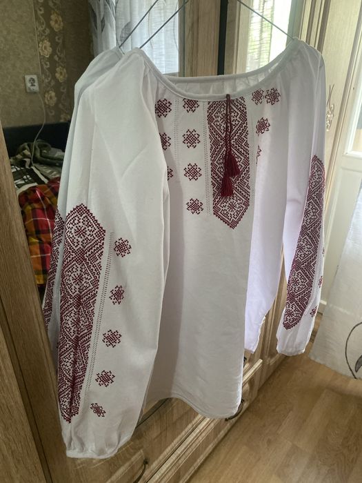 Вишиванка жіноча