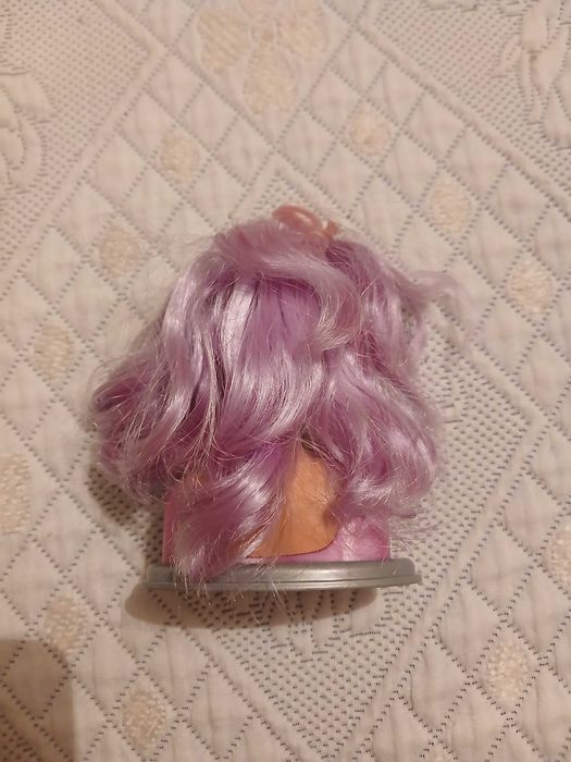 Boneca Barbie Fashionistas Swappin'Styles Swappable 41 Head Pack (Ref. V4394) de 2011
