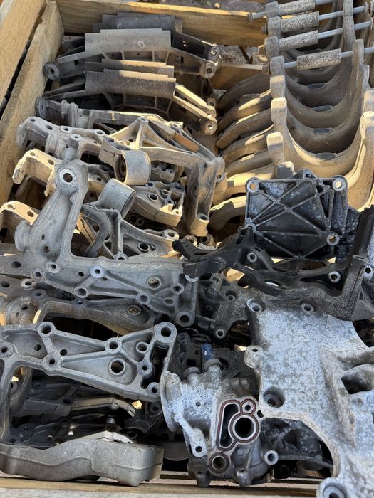 Підрамник VAG Подрамник Volkswagen