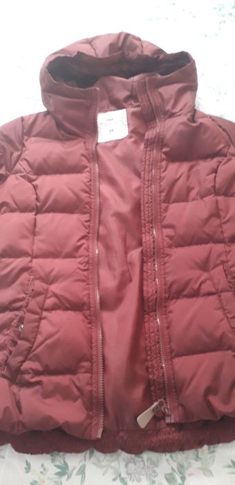 Куртка женская с об'емным капюшоном