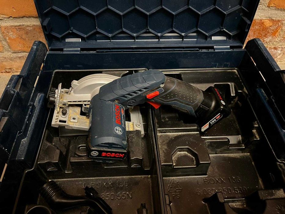 Bosch GKS 12V-26 – piła tarczowa aku + walizka + bateria