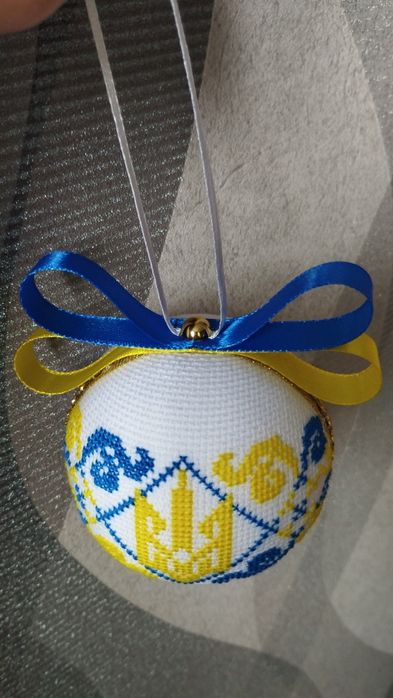 Вишиті іграшки новорічні ручна робота