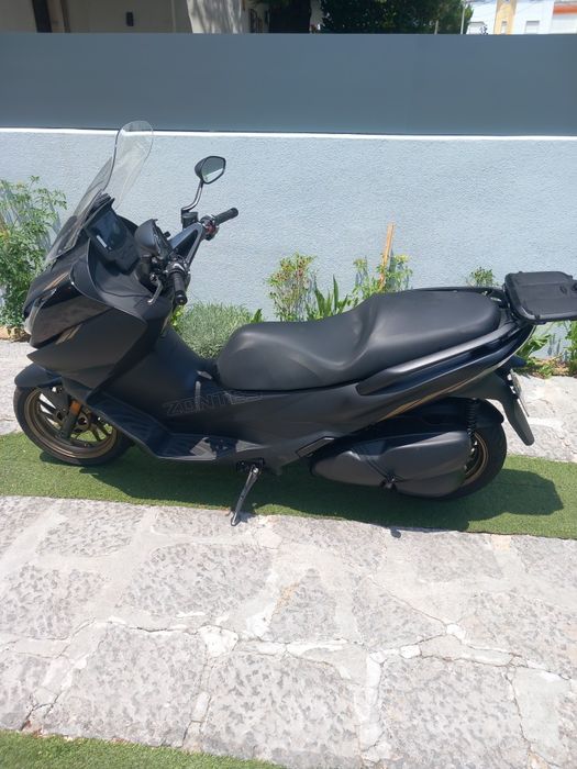 Baixa de preço Zontes 350e  de garagem
