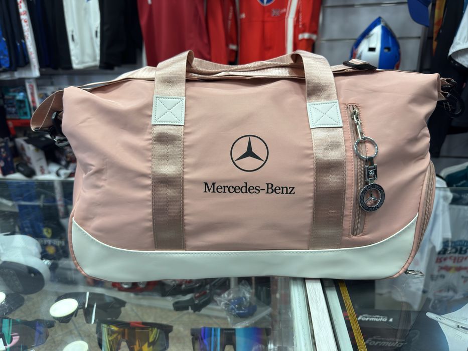 Mala Rosa Mercedes Petronas linda