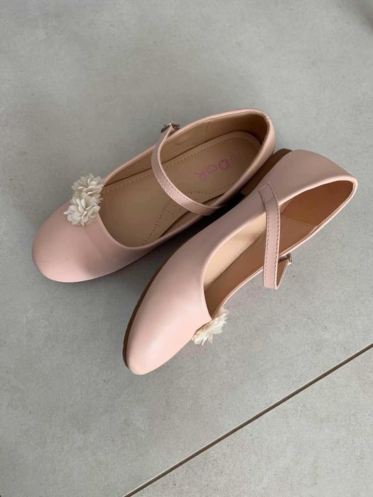 Buty dla dziewczynki - baleriny rozmiar 37