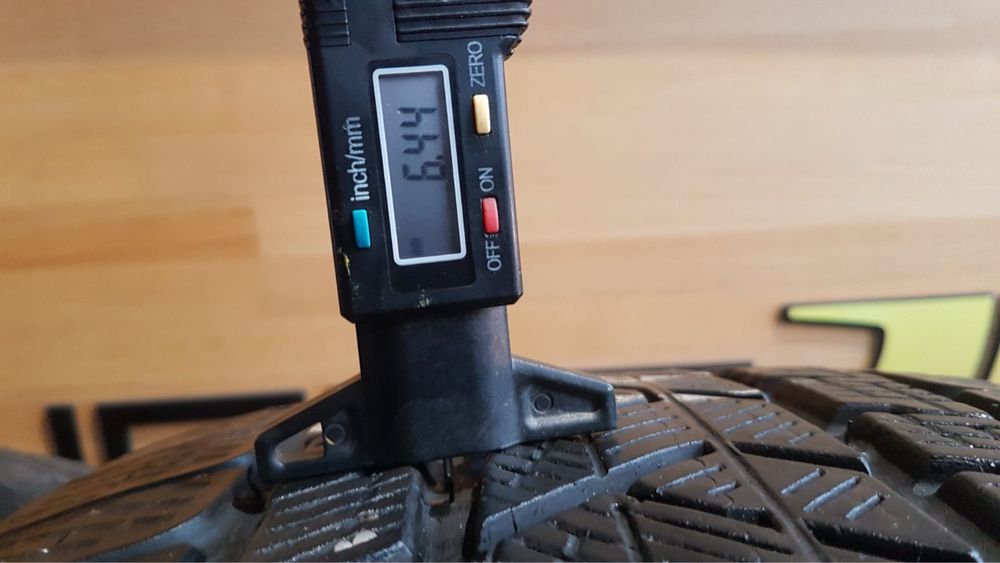 Зимові різноширокі шини 285/45 R22 & 325/40 22 Pirelli Scorpion Winter