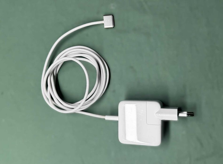 MacBook Air 15' M2 16GB SSD 2T Cinza em estado novo