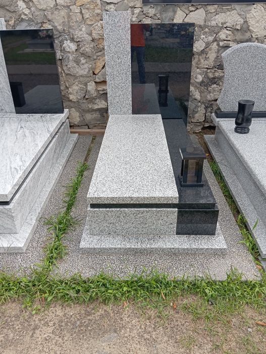 Nr.22.Tanie pomniki od 4500 zł .NAGROBKI Granitowe.