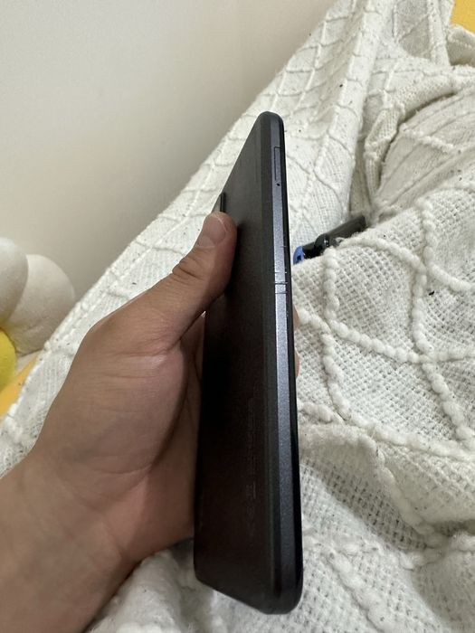 TCL 405 telemovel