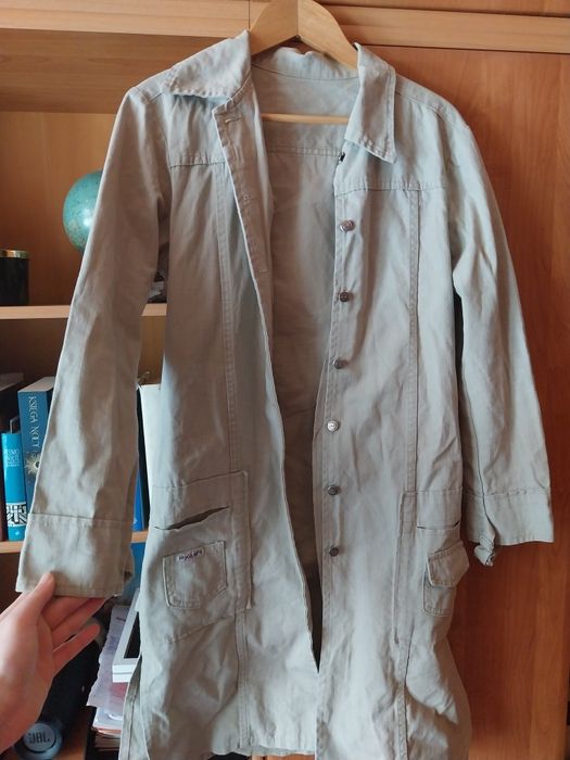 Sprzedam materiałowy płaszczyk