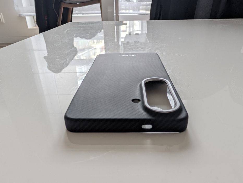 Etui Pitaka (Aramid Fiber) do Samsung Galaxy S26