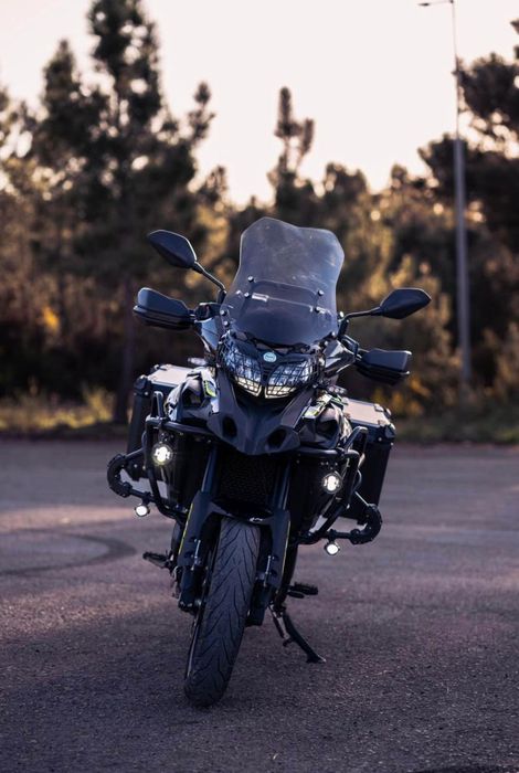 Benelli TRK502 + extras