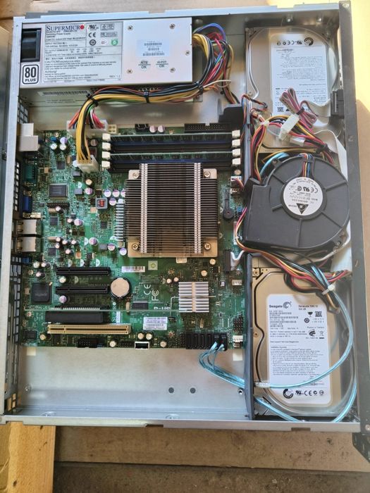 Supermicro 512-2 Надійний сервер