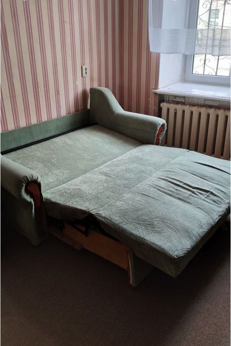 Продам розкладний диван