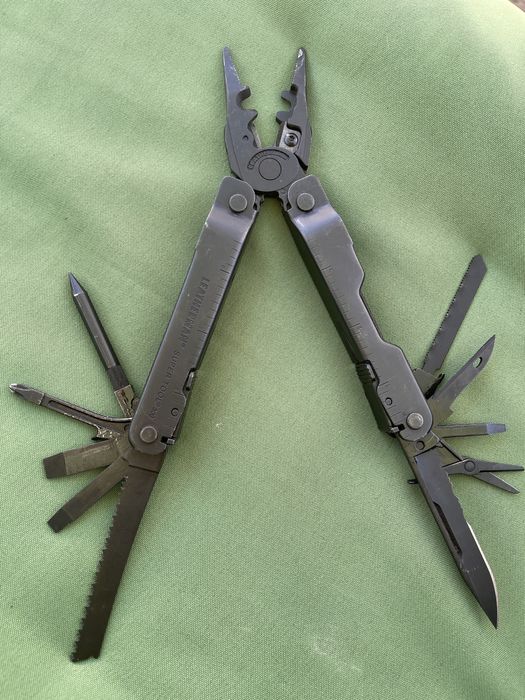 Мультитул Leatherman Super Tool 300 EOD Black custom