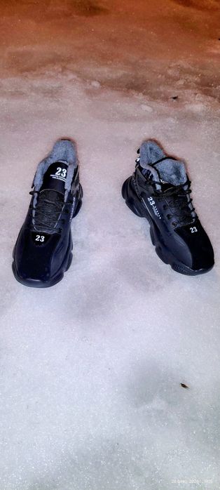 Кроссовки зимние мужские