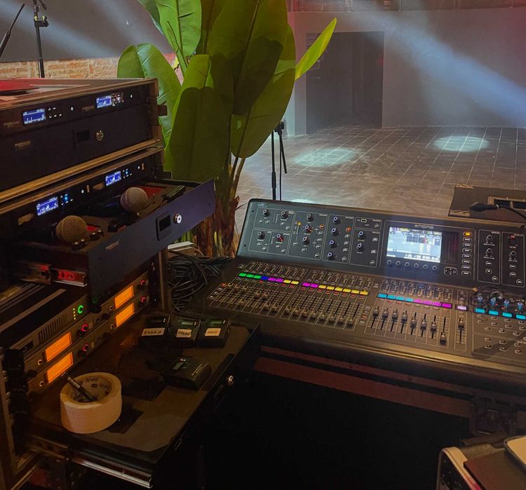 Som e Iluminação para Eventos | Aluguer de Equipamentos e Operação