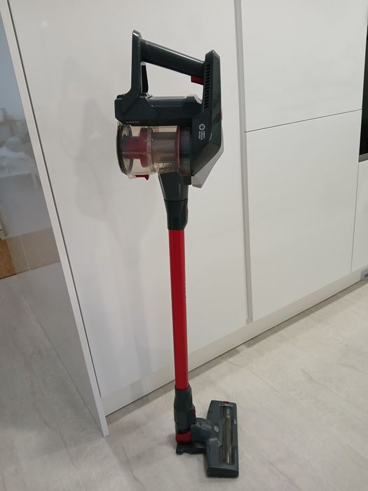 Aspirador vertical Hoover