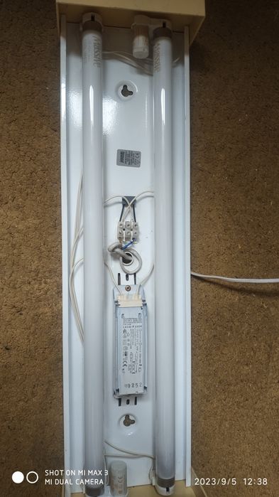 Лампи, світло, світильники