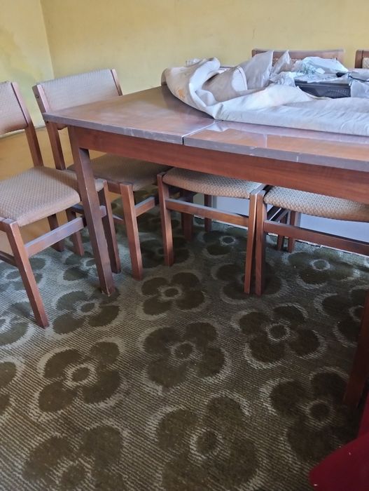 Stół prl + 6 krzeseł