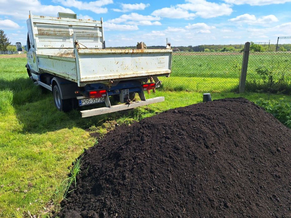 Kompost ziemia ogrodowa polepszacz glebowy