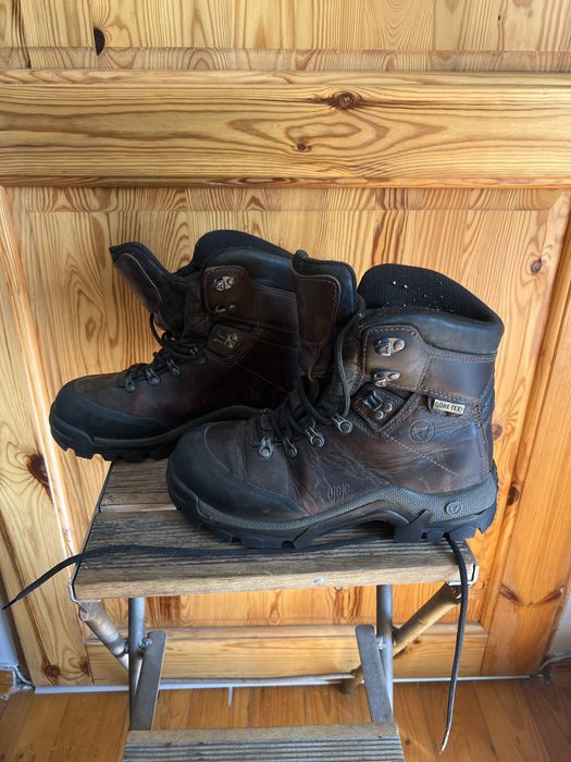 Sprzedam buty trekkingowe firmy VIKING model UGC rozmiar 39 wkł. 25.5