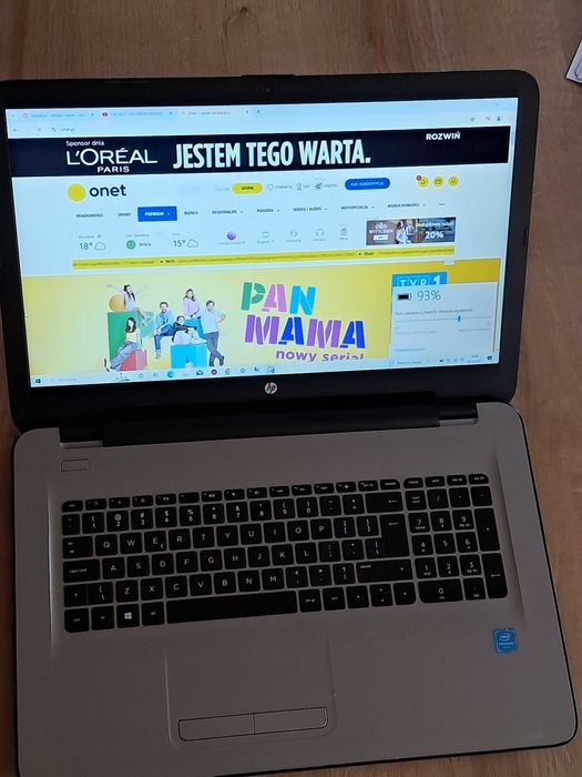 Laptop HP 17 cali  do szkoły