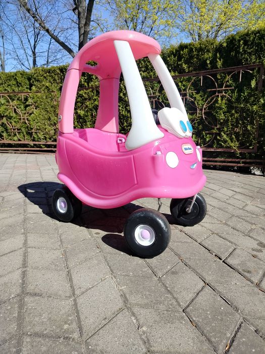 Jeździk auto Little Tikes