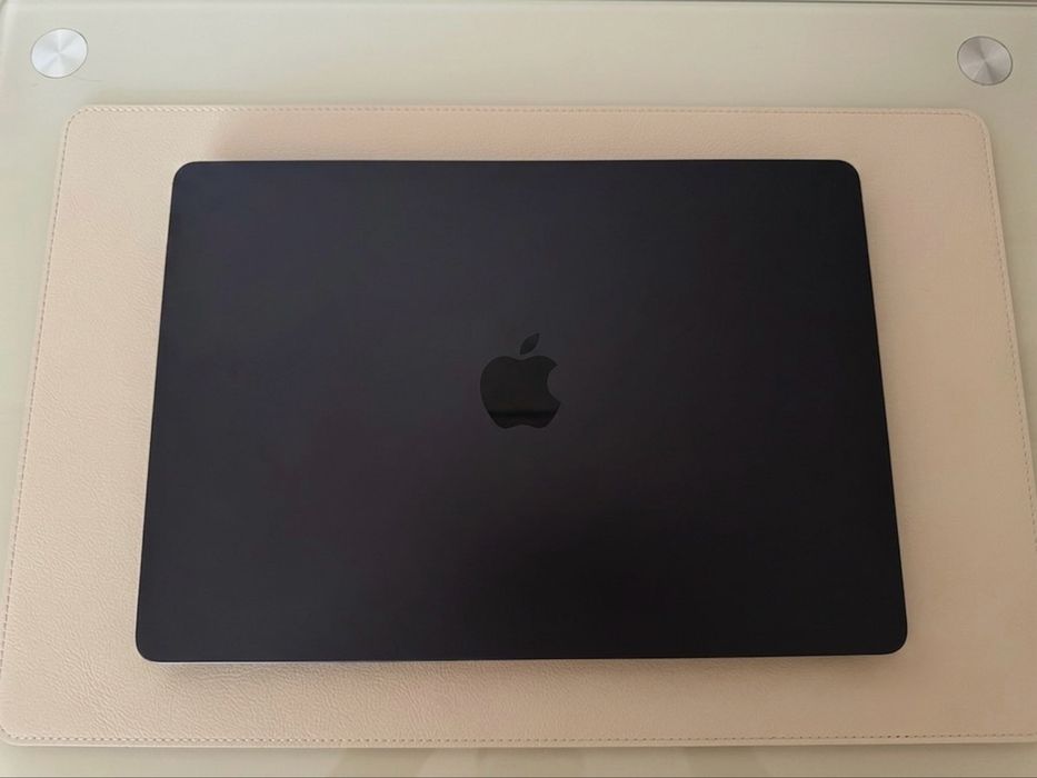 MacBook Air M3 15’’ | 16GB RAM | 1TB SSD | Garantia Apple até Julho de 2027