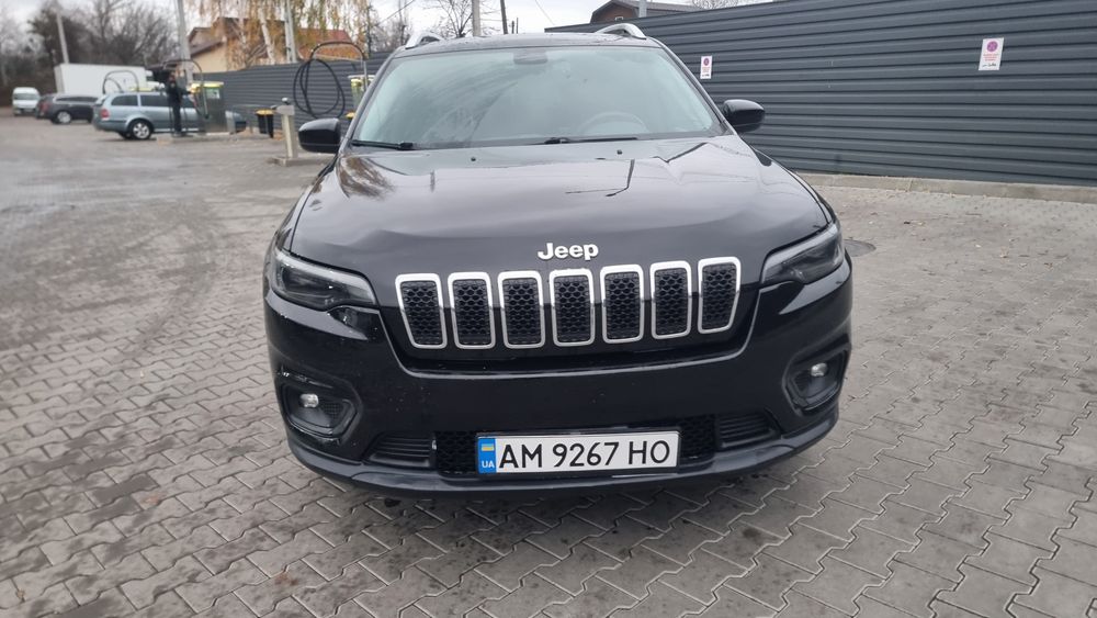 Jeep cherokee 2018 р.
