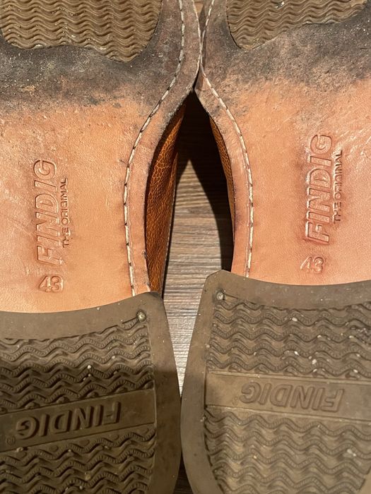 Byty meskie ze skóry strusia roz. 43