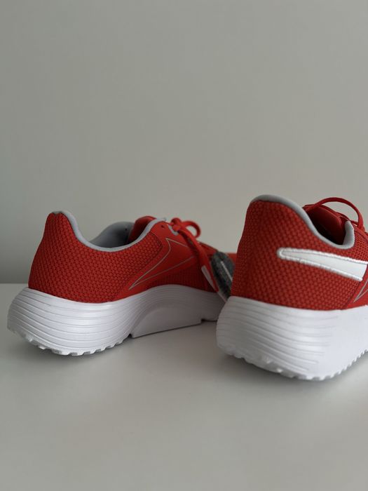 Оригінальні кросівки Reebok