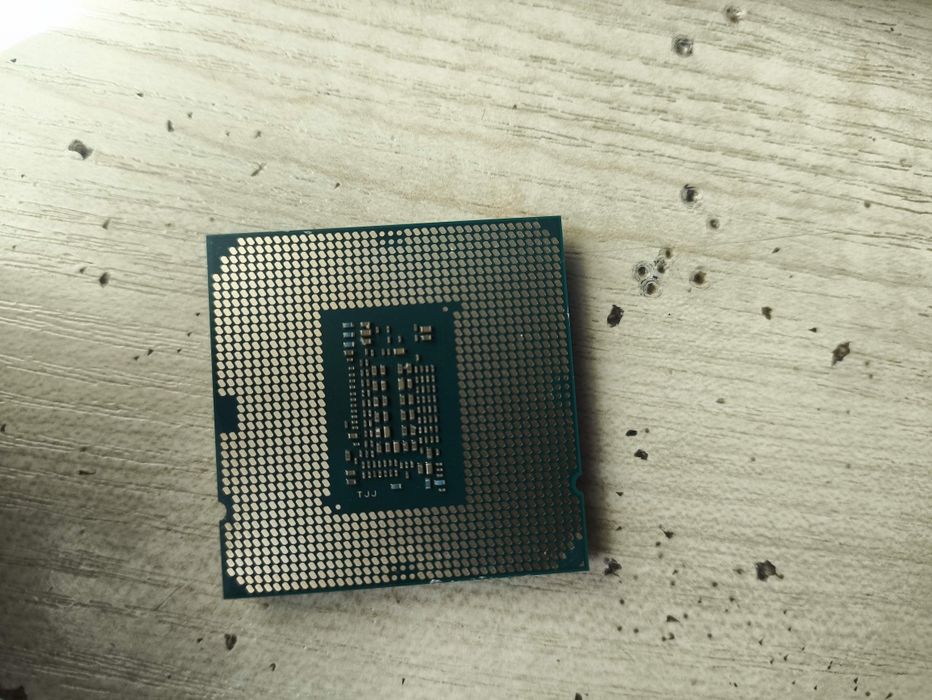 процесор I5 10400f