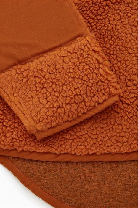 Бомпер Cos классний