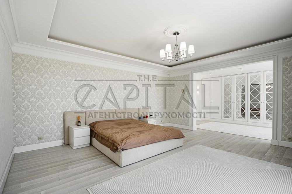 Продаж будинку з басейном, Крюківщина