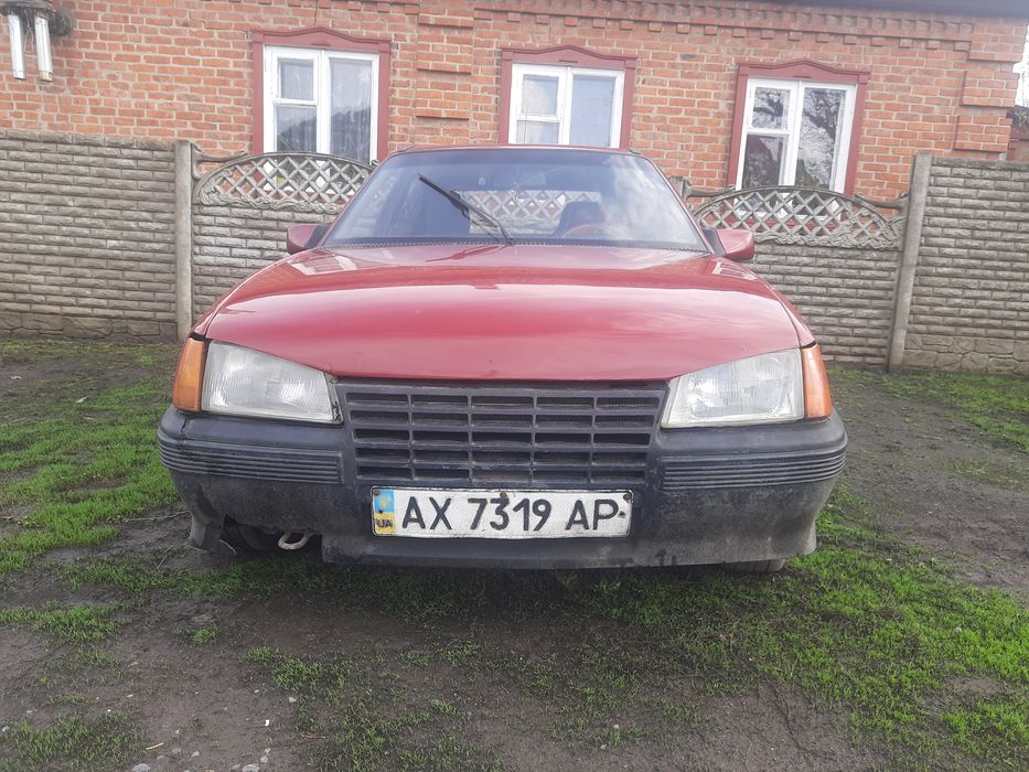 Опель Кадет 1.6 моноінжектор