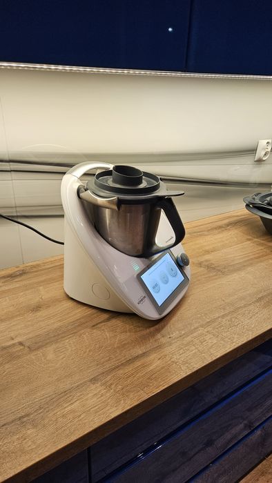 Thermomix TM6 z akcesoriami idealny stan