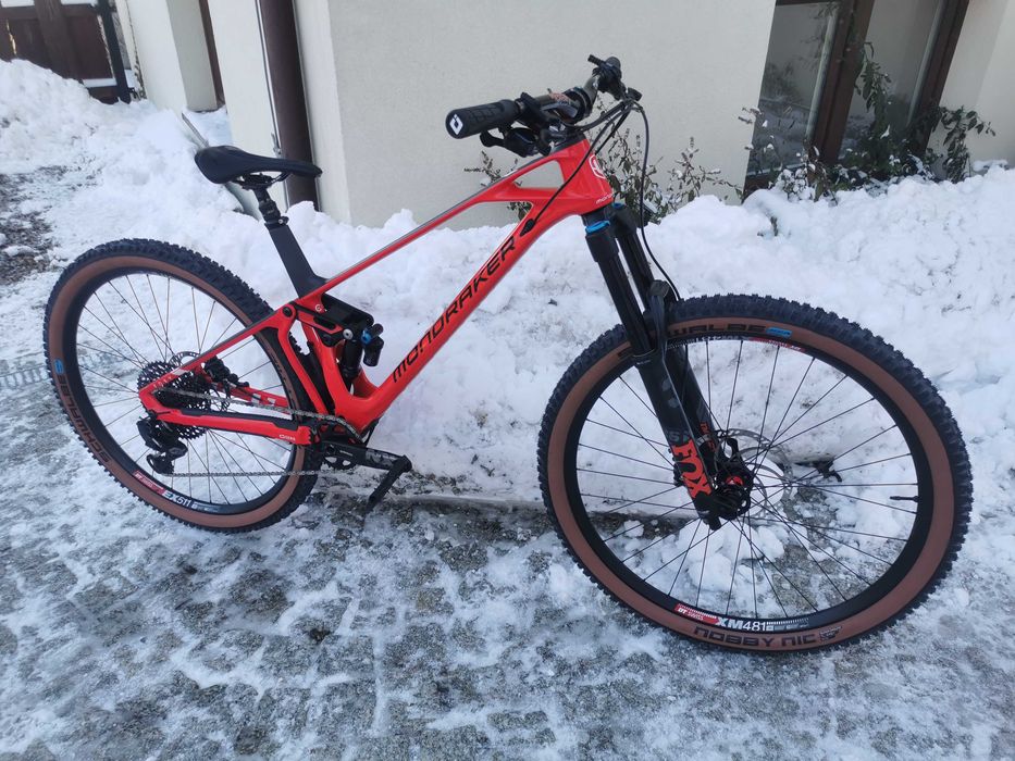 Mondraker Foxy R Carbon (L) 29" Custom. Fox, DT Swiss, Sram GX Eagle