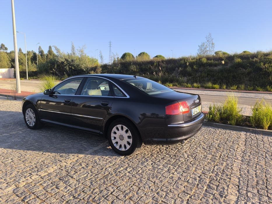 Audi A8 V6 3.0 QUATTRO
