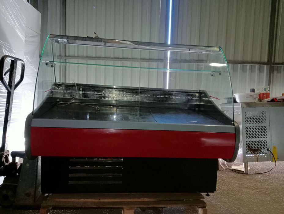 Вітрина холодильна гастрономічна