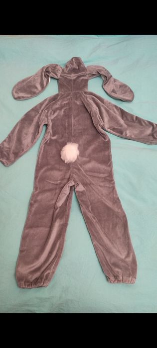 Прокат костюма "зайчика" на 3-4 років.