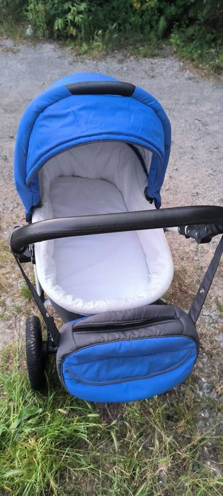 Продам дитячу коляску