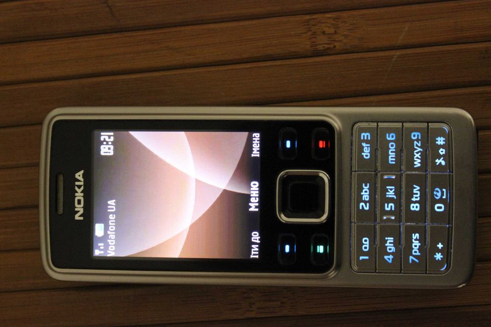 Телефон Nokia 6300