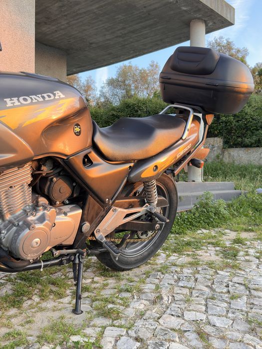 Honda CB 500 (1997) – 53.000 km – NEGOCIÁVEL